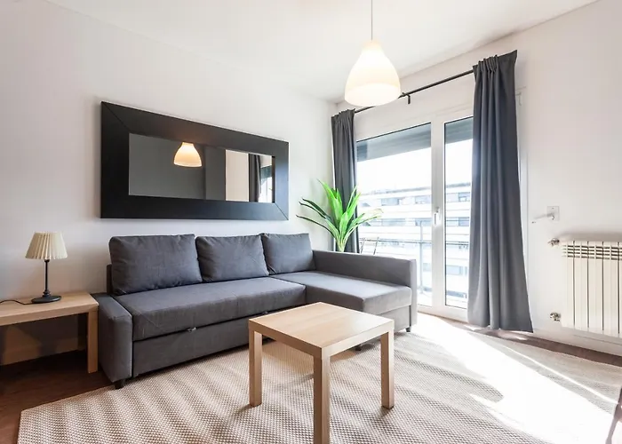 Flh Expo Modern Flat With Balcony